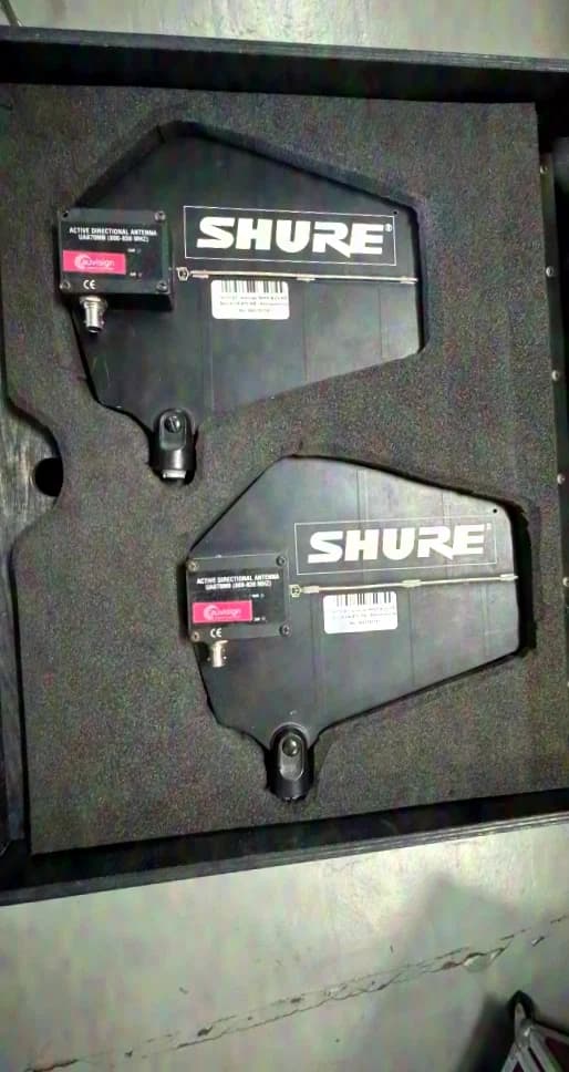Shure UA 870 MB Active Directional Antennas