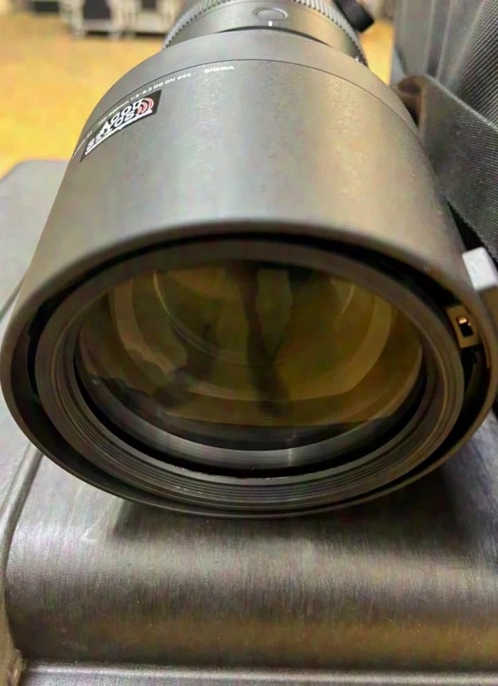 Sigma telephoto zoom lens with L-Mount 150 - 600 mm 5.0-6.3 DG OS HSM Sports