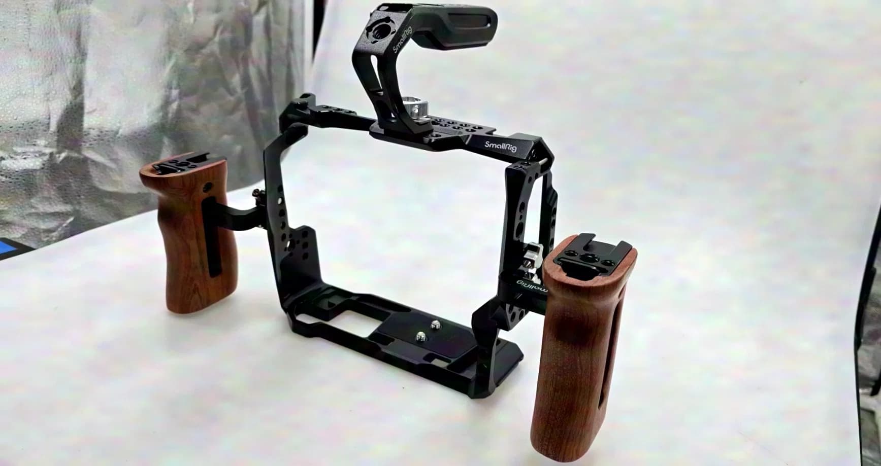 SmallRig camera cage for BMPCC 6K Pro compatible battery grip black