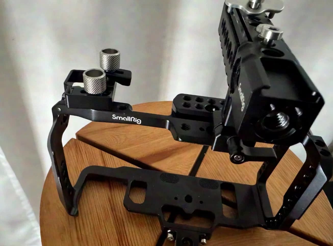 SmallRig SmallRig Full Cage for Blackmagic Design Pocket Cinema Camera 4K & 6K + Handle