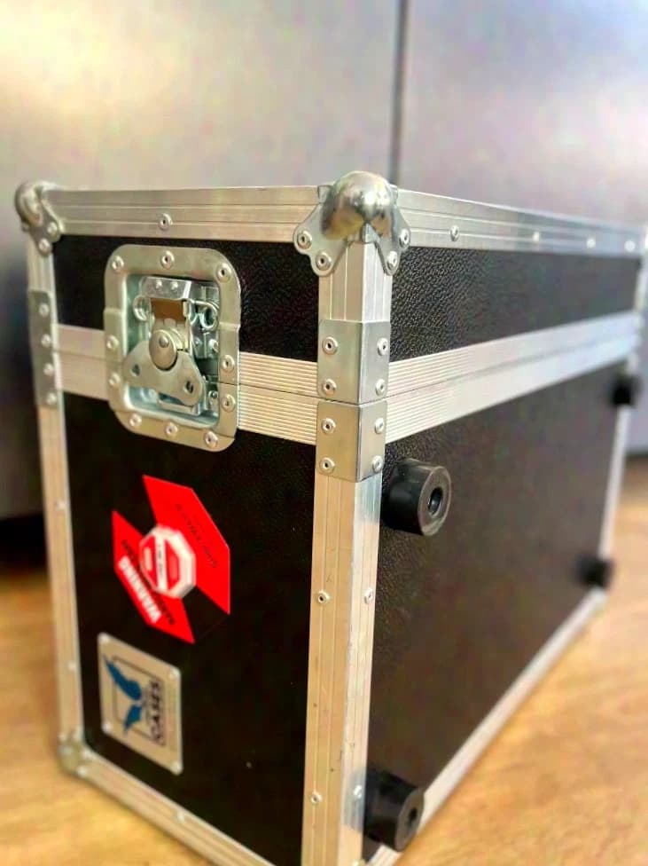 Smoke Factory Tourhazer II - in Amptown Case