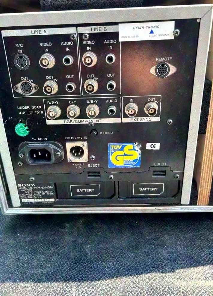 Sony 9" Monitor PVM-9044QM