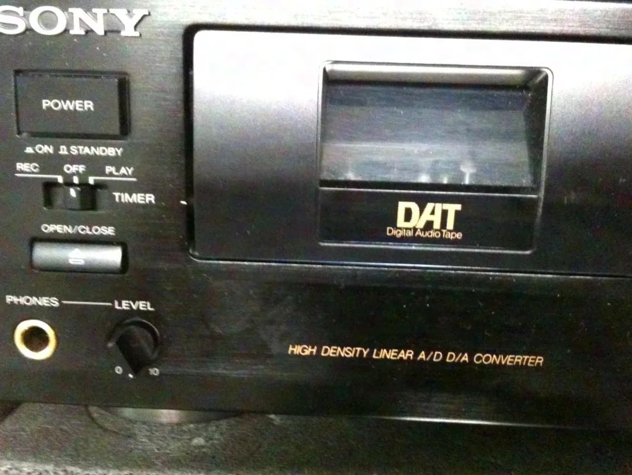 Sony DAT DTC690