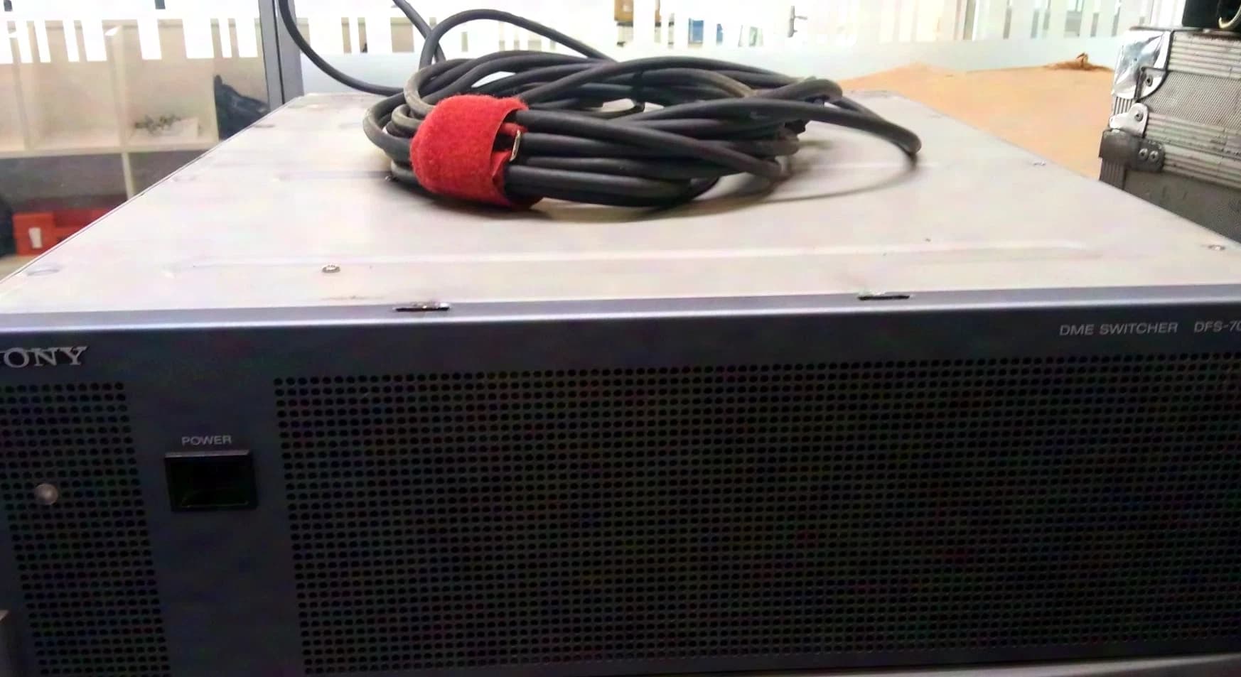 Sony DME Switcher DFS 700 with Remote Panel and Cable