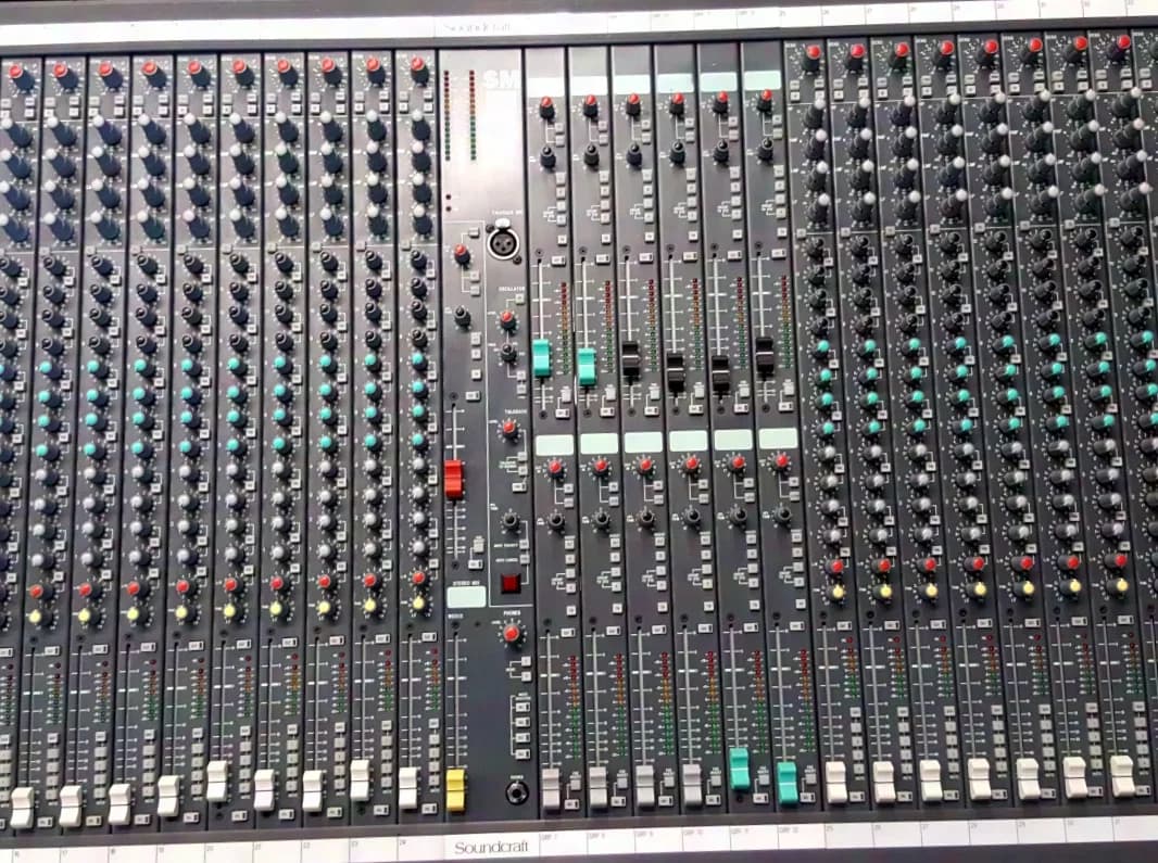 Soundcraft SM1240 Monitor Mixer