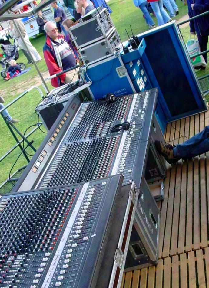 Soundtracs no Midas no Soundcraft SPA 4000
