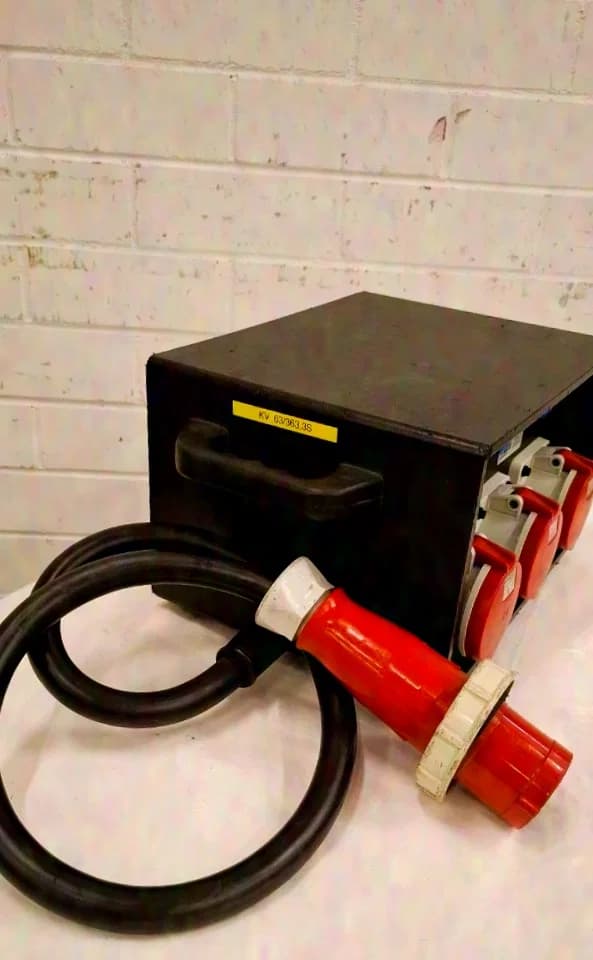 Splitter / Distributor 63A