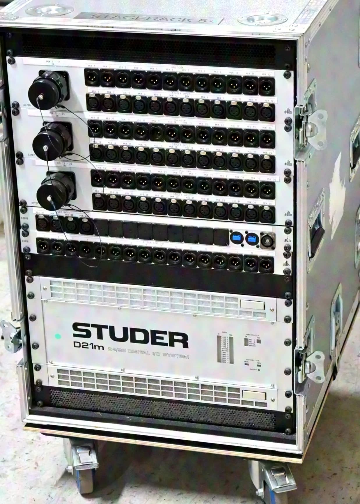 Studer D21m Modular I/O with patch
