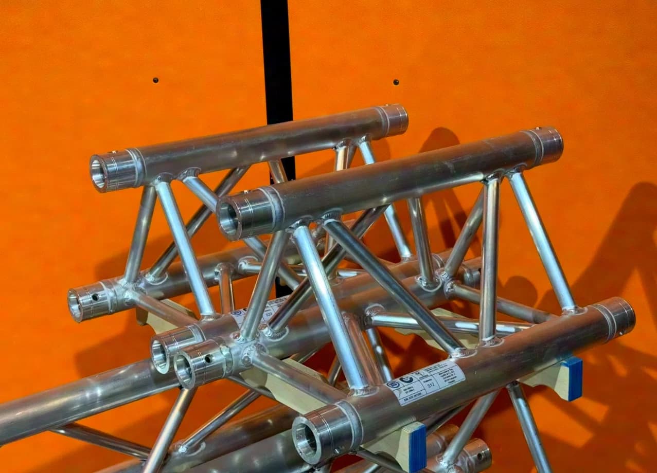 Sweettruss KV3/290-050 Truss 0.5m silver