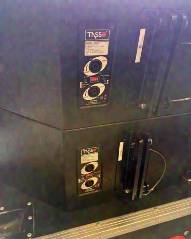 TASSO KF310 Line-Array System 12 pcs. incl. Case