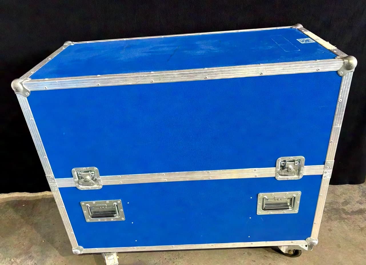 TBS-Case hood case for 1x 42“ display