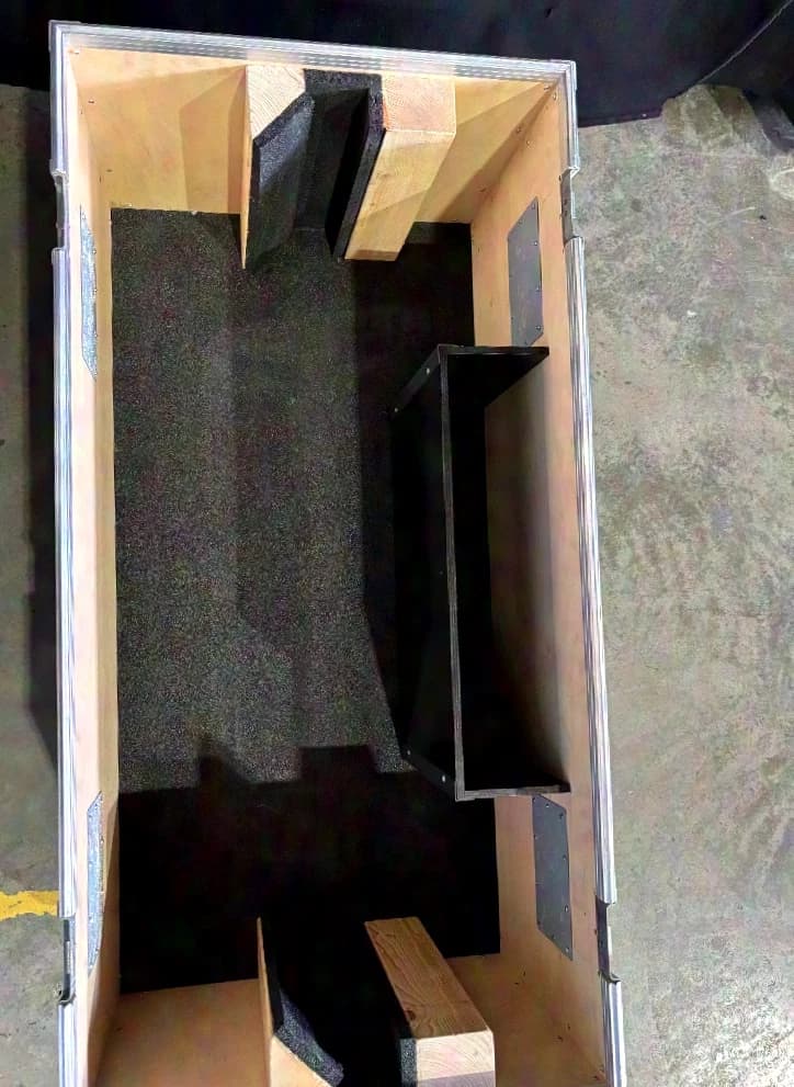 TBS-Case hood case for 1x 42“ display