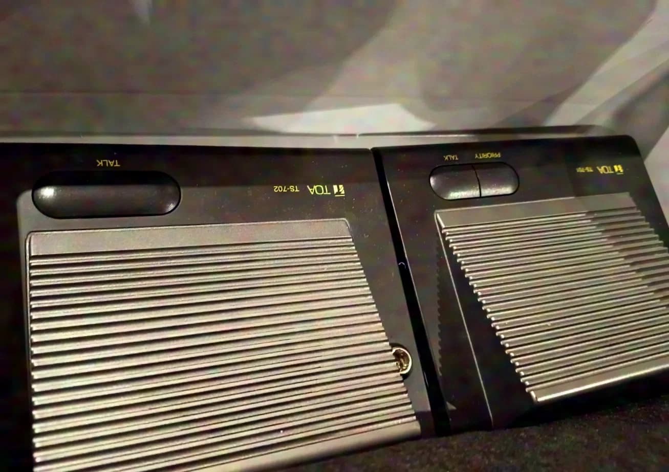 TOA Conference System Discussion System Delegate Station Set TS-700 TS-701 TS-702