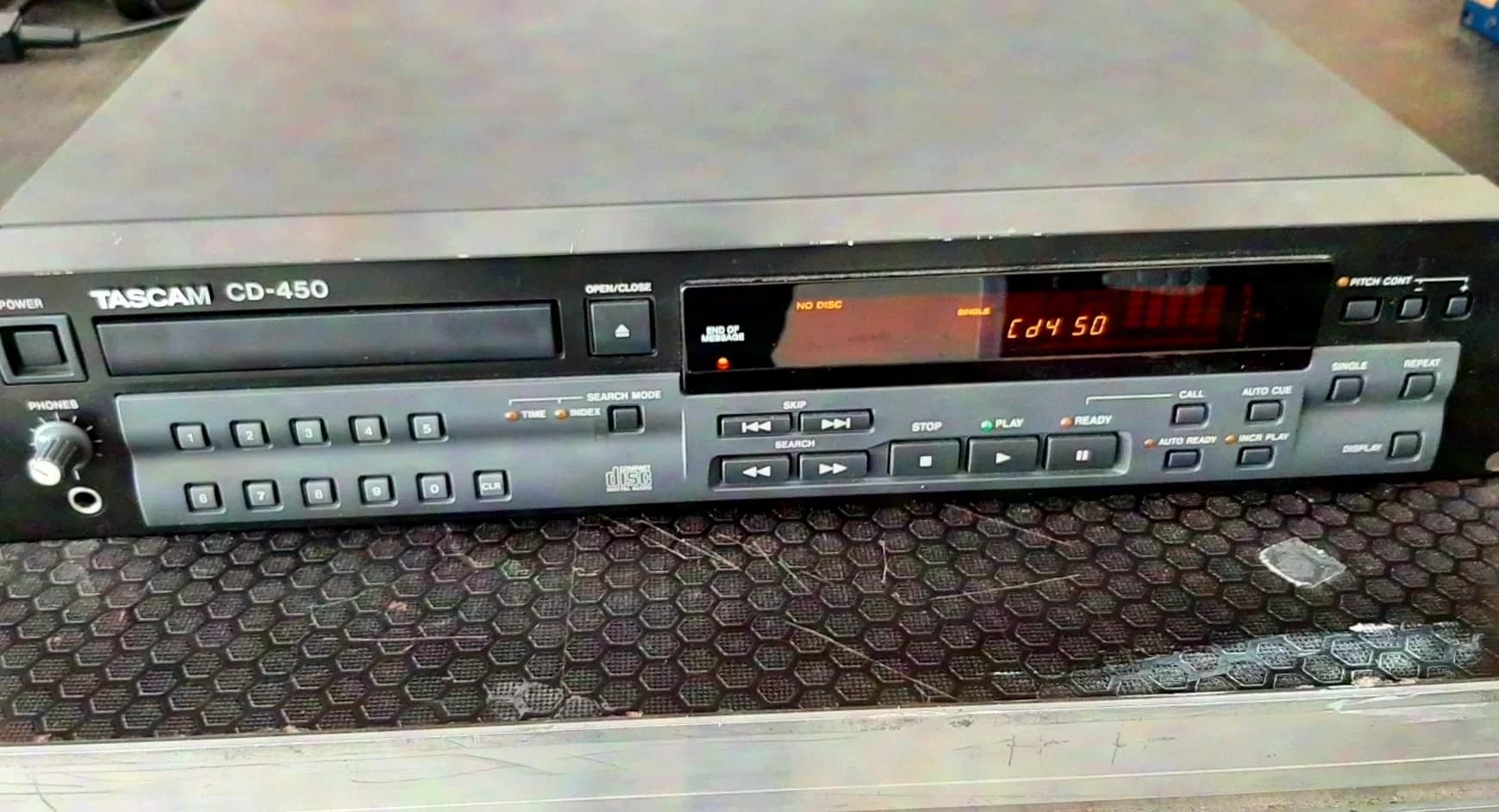 Tascam CD-450