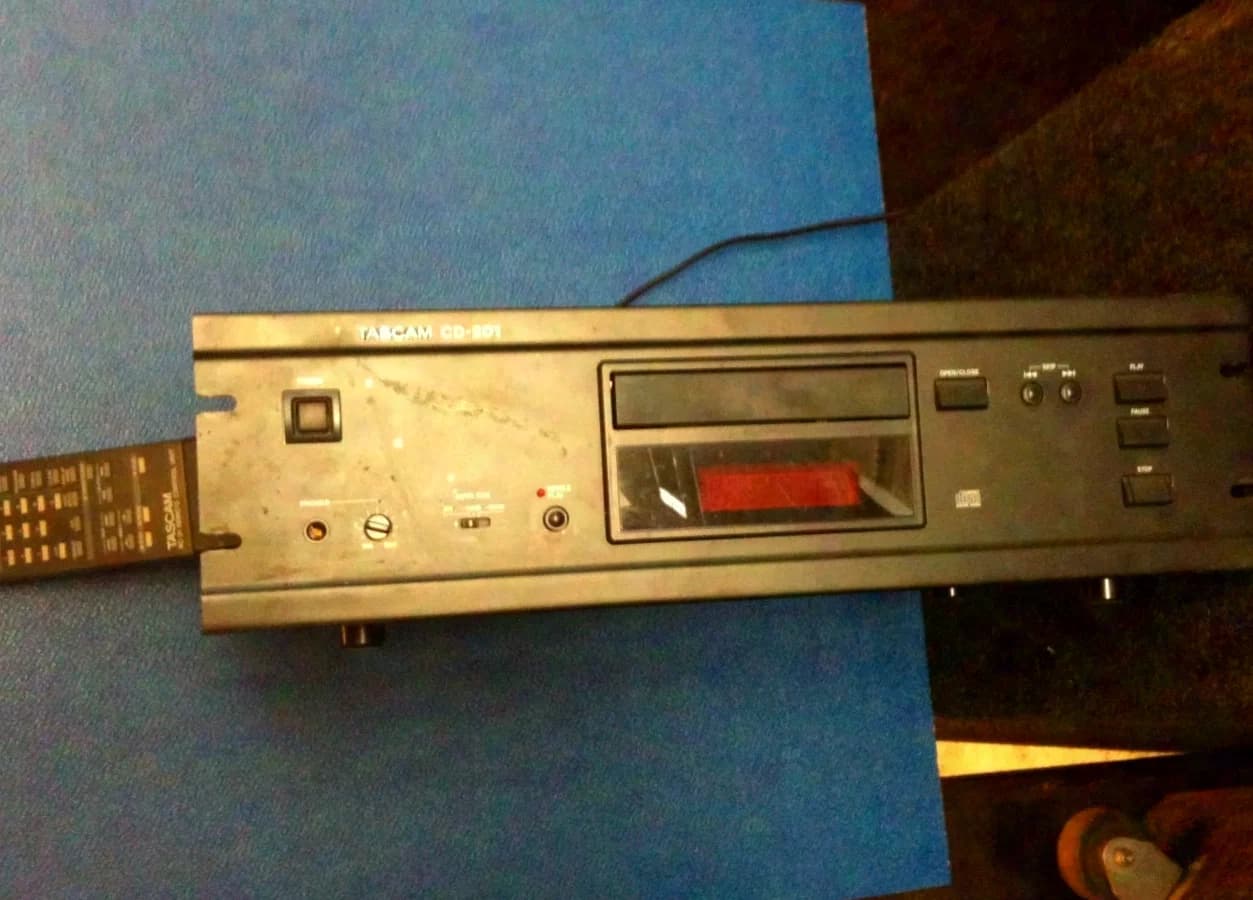 Tascam CD-Player CD-201