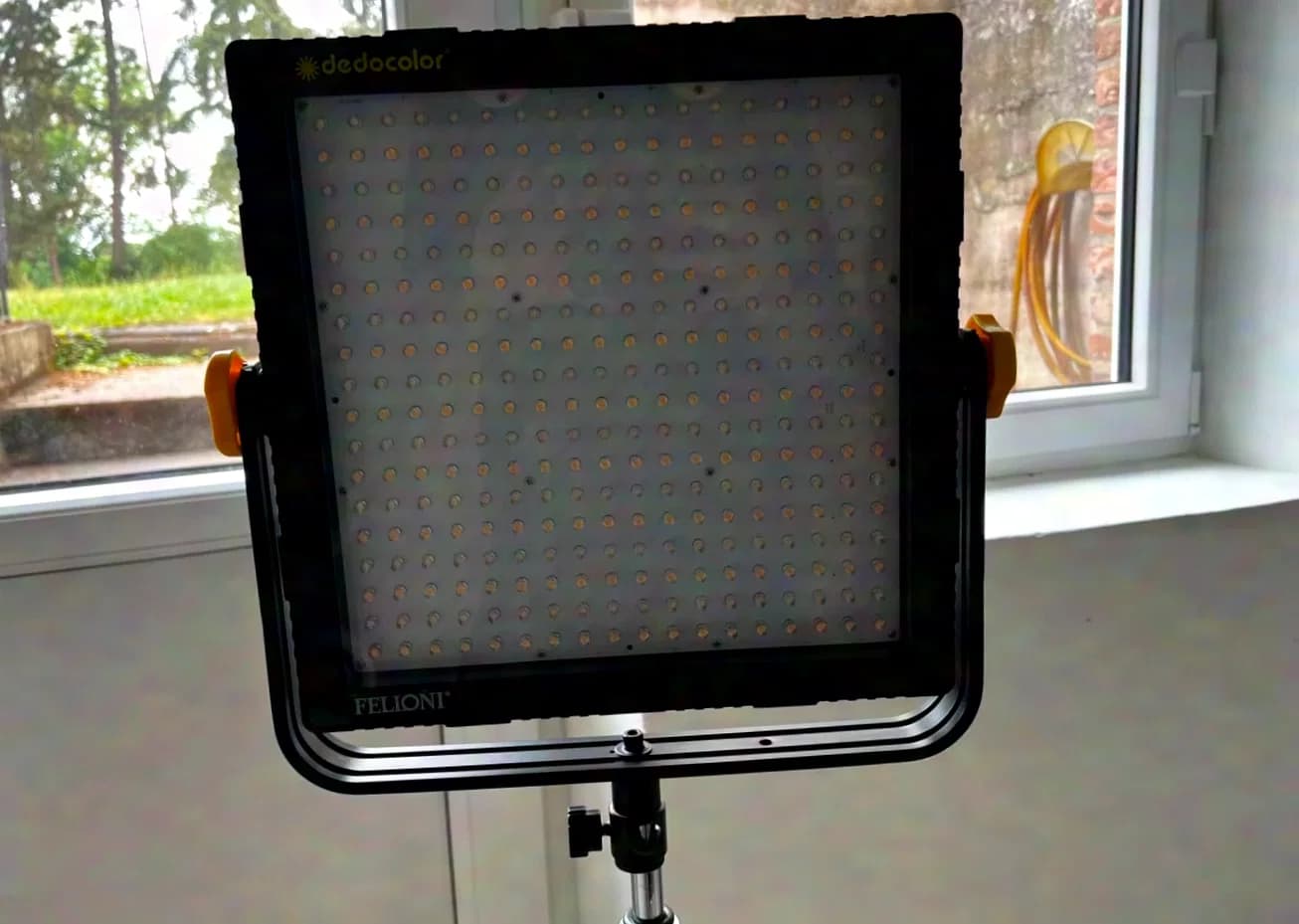 TecPro Felloni TP-DCOL-BI50 panel lights incl. bag
