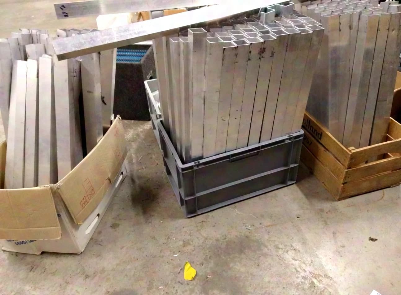 Tüchler plug-in legs for stage platforms, various lengths