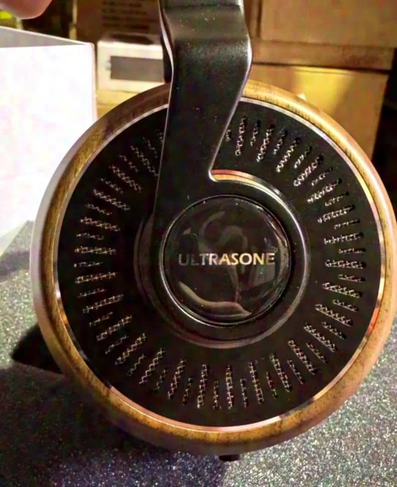 Ultrasone EDITON 11 Premium Headphones