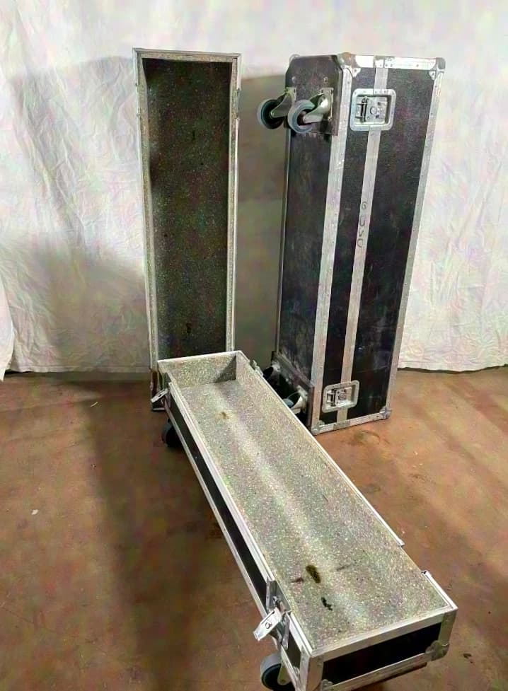 Universal Hood Case