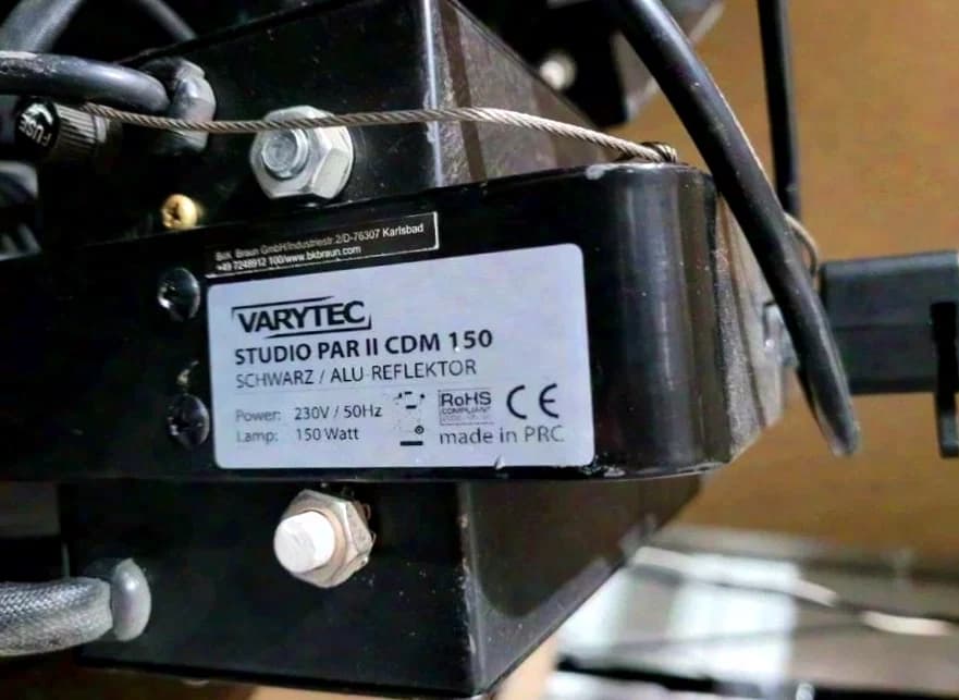 VARYTEC Studio PARII CDM 150 Alu reflector 230V / 50Hz 150Watt "always specify the following no.: 117*"
