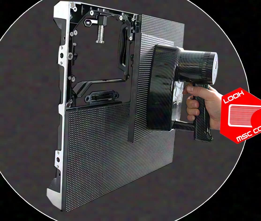 DEMO SALE AT MSC CON - MX5pro- 3.91mm - OUTDOOR - 1 SCREEN with 18.5m² display area