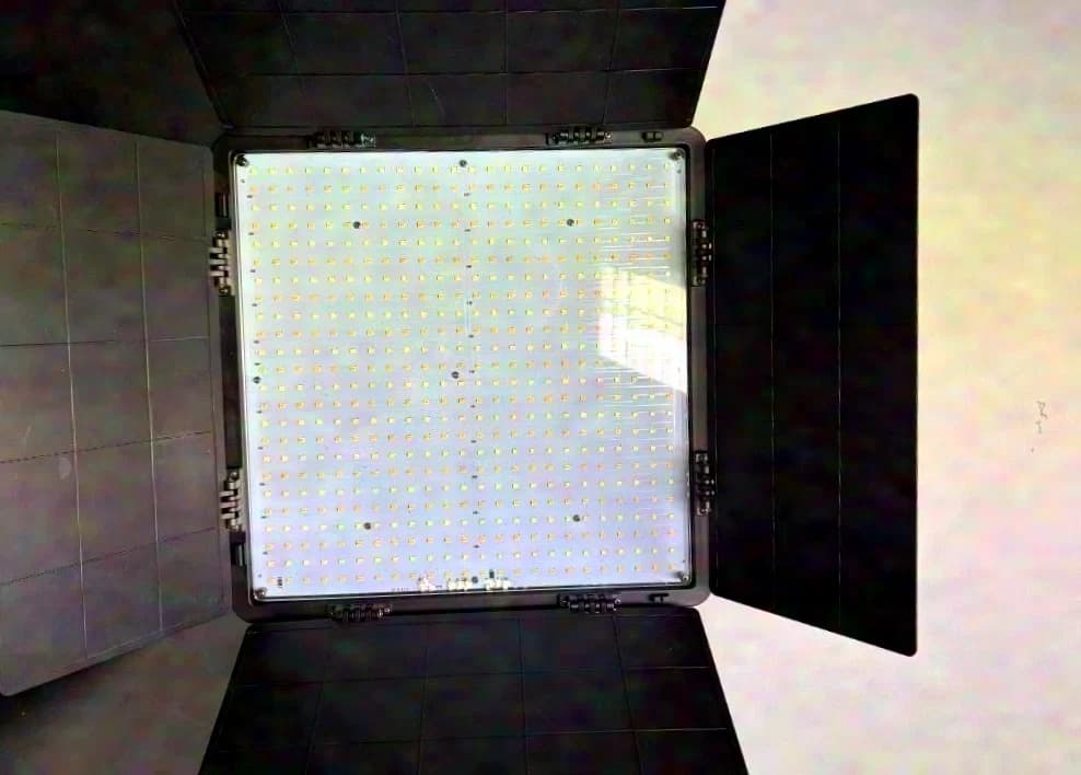 Varytec VP-1 DMX Video BiLight Panel