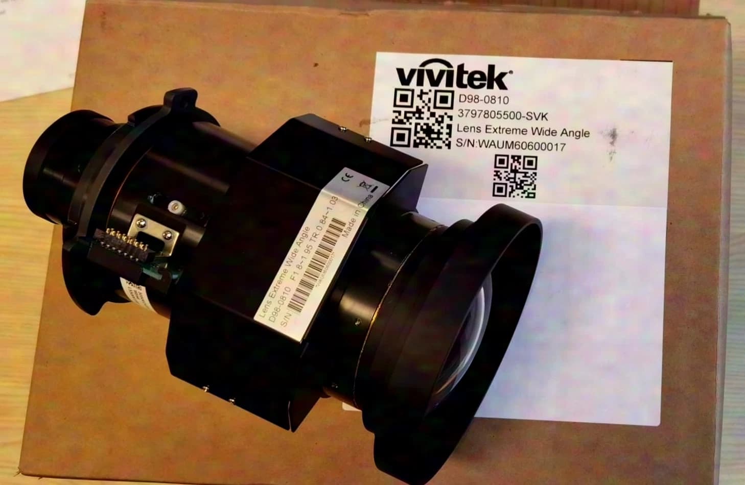 Vivitek D98-0810 (83797805500-SVK) New item in original packaging