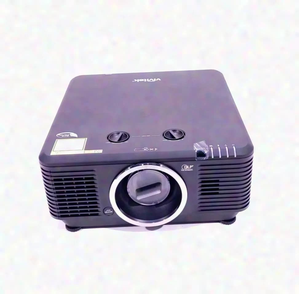 Vivitek Projector DU7098Z BK (7000 L.) incl. STD Lens