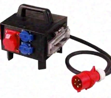 Solid-rubber power distributor CEE32A RCD to 2x CEE 16A and 3x Schuko