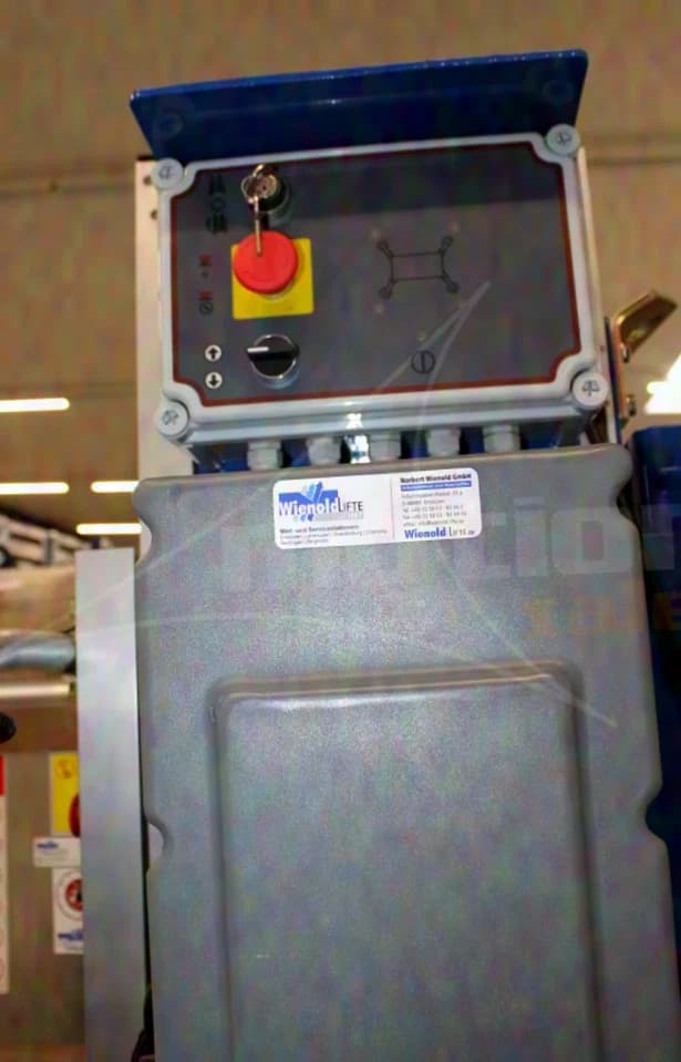 WIENOLD Personnel Lift WPL-9