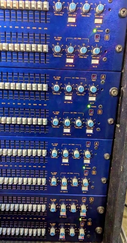 XTA electronics GQ600 2x30 Band EQ
