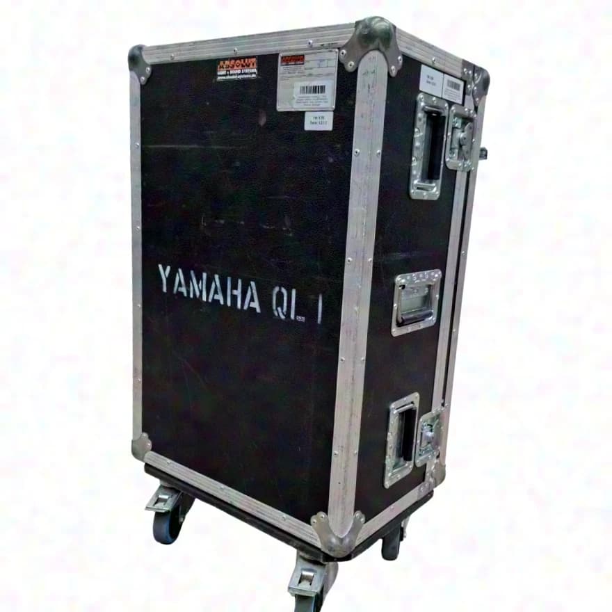 YAMAHA QL1 |QL 1 Digital mixing console / Dante / Flightcase