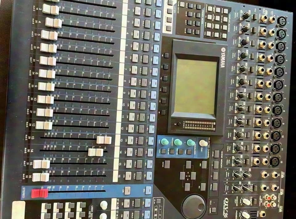 Yamaha 01V 96 Digital Mixing Console
