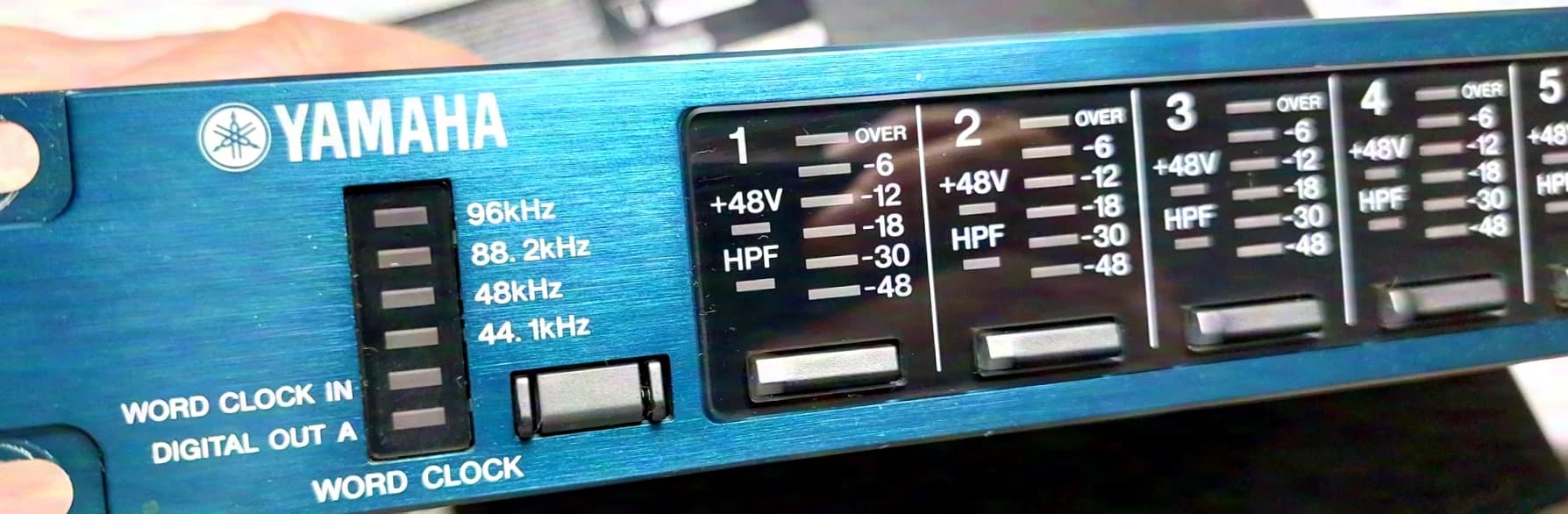 Yamaha 8-channel microphone preamplifier and AD converter AD8HR