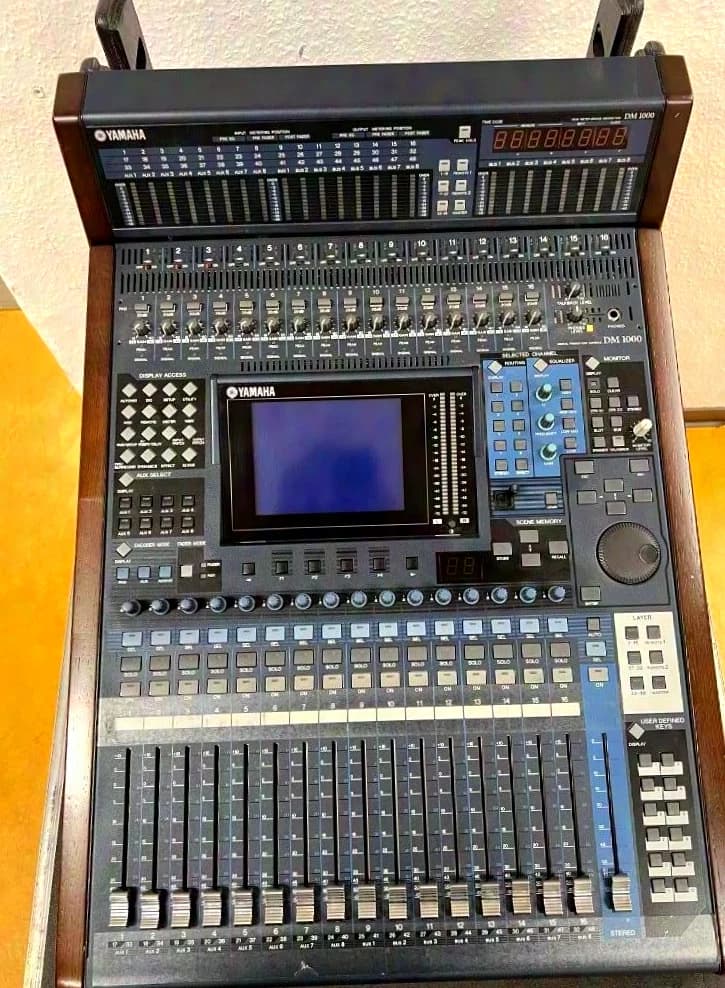 Yamaha DM1000 V2