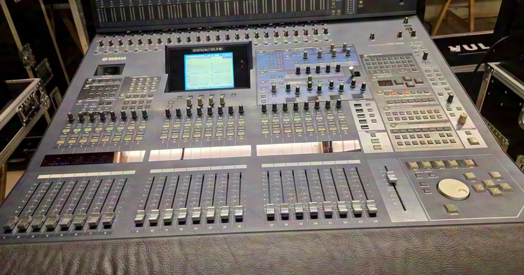 Yamaha DM2000
