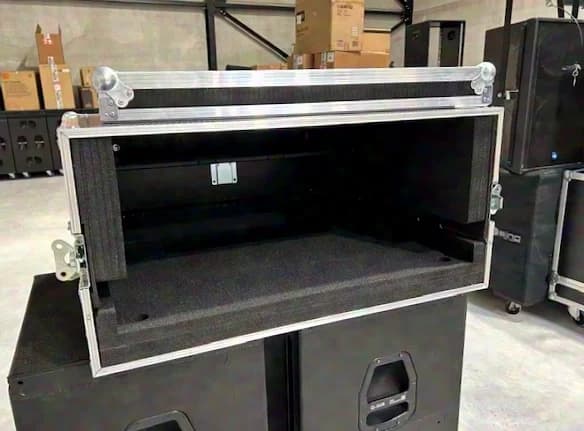 Yamaha DM7 flightcase