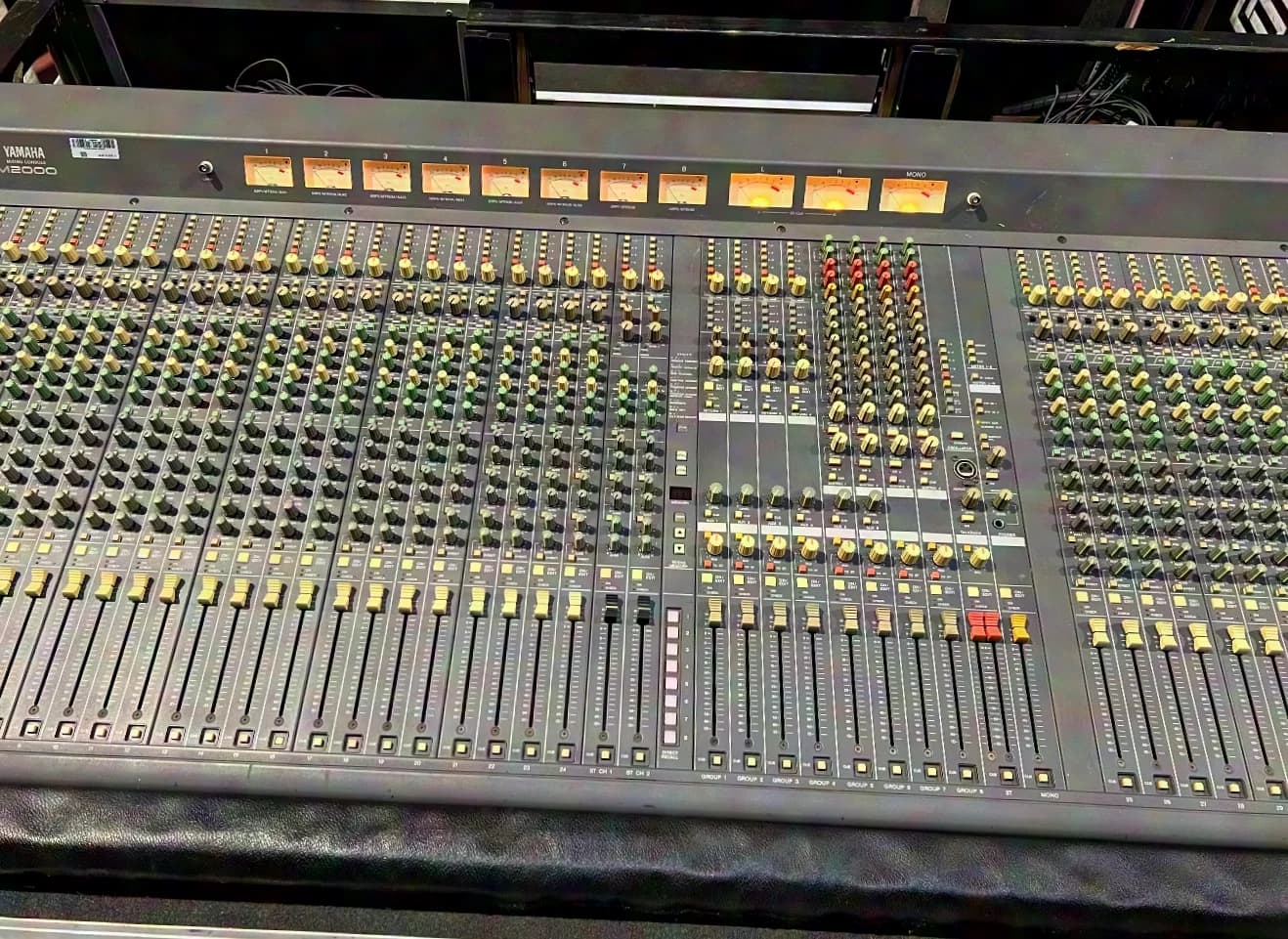 Yamaha M2000 (40/8/3)