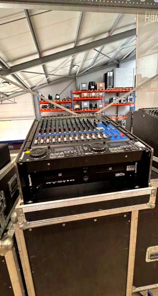 Yamaha MG16 XU - Numark CDN77 usb