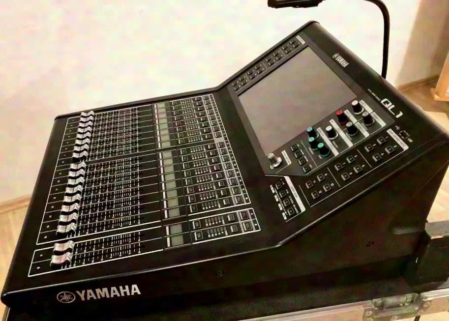 Yamaha QL1