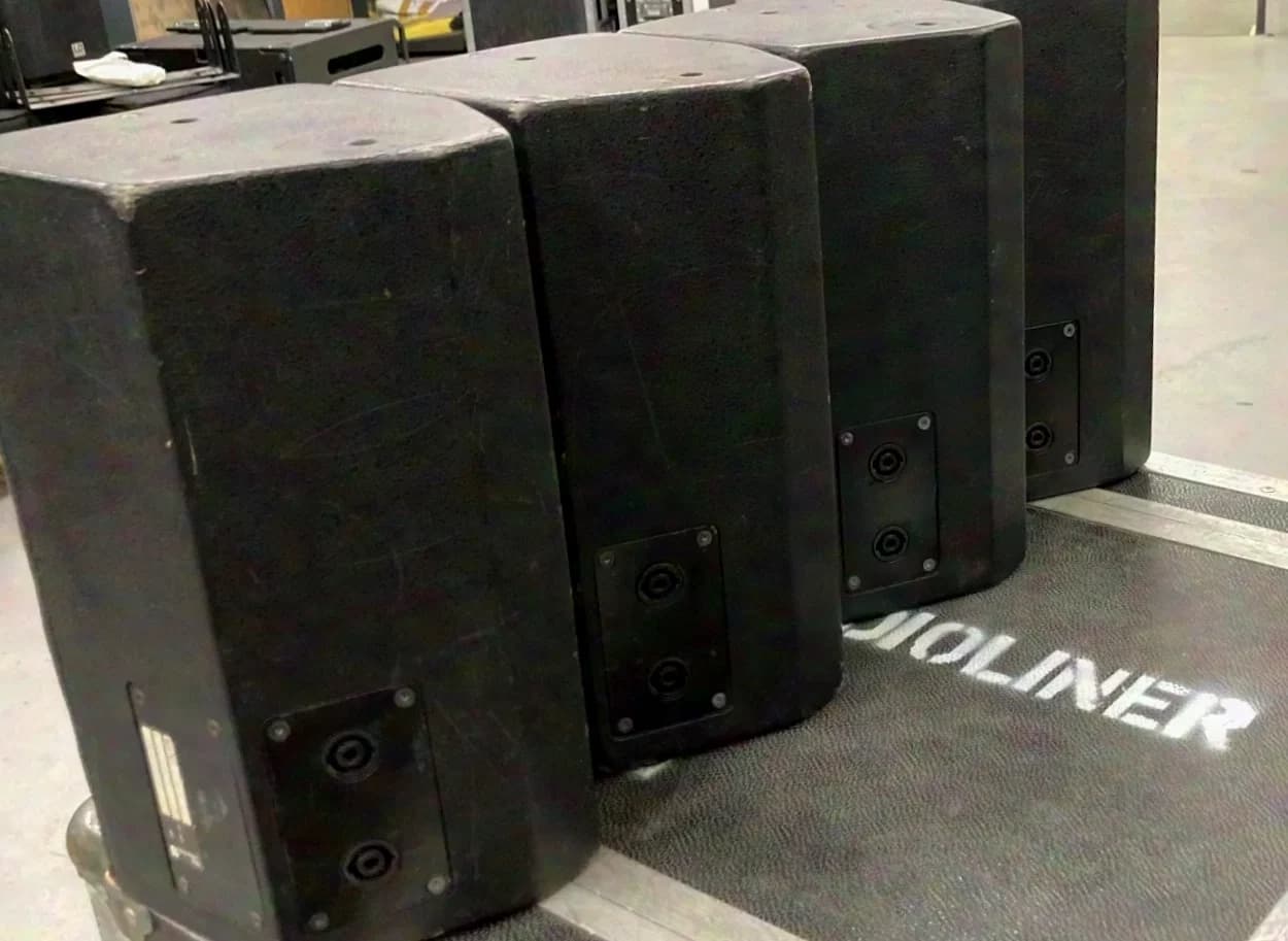 d&b Audiotechnik E3 Top speakers