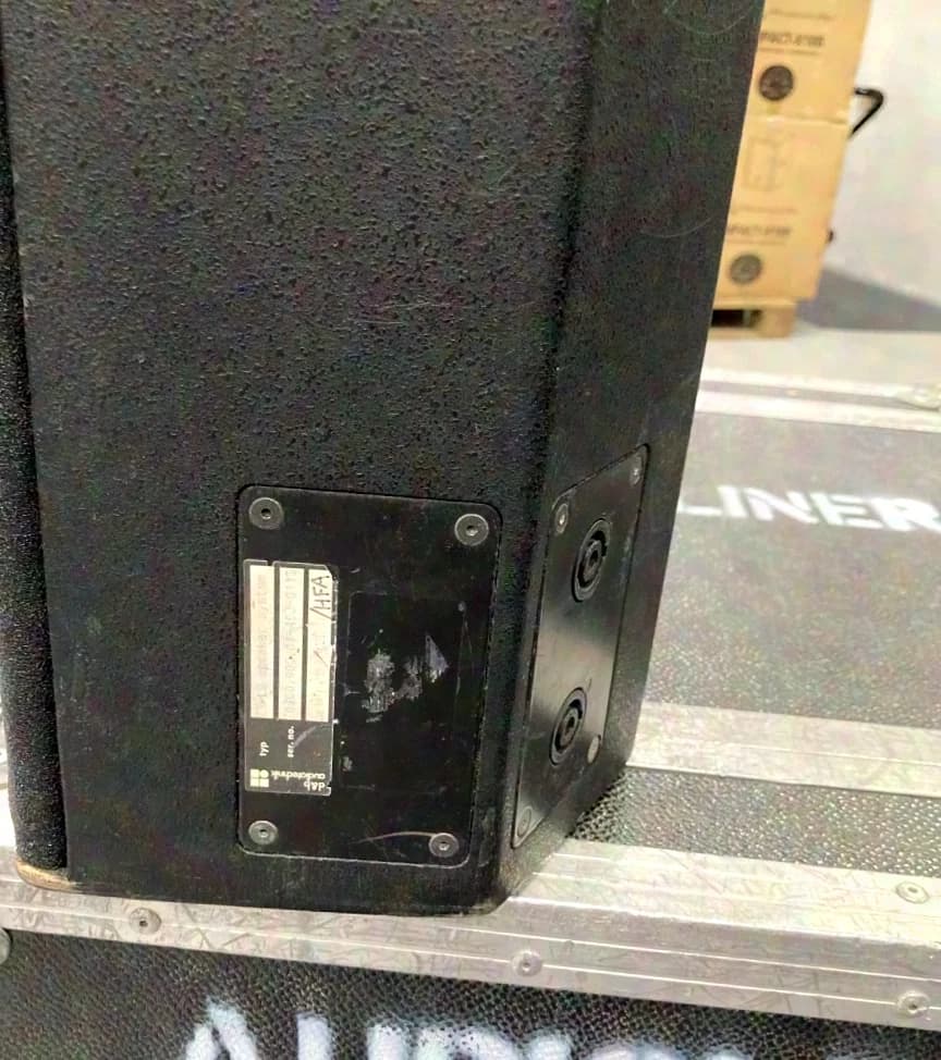 d&b Audiotechnik E3 Top speakers