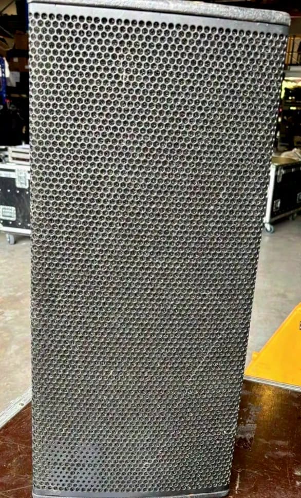 d&b Y7P Point Source Speaker