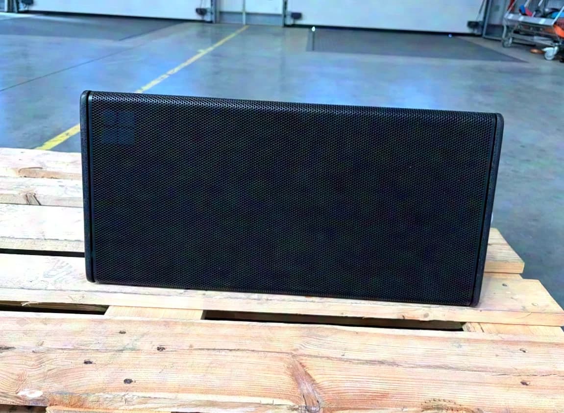d&b audiotechnik 10S-D black
