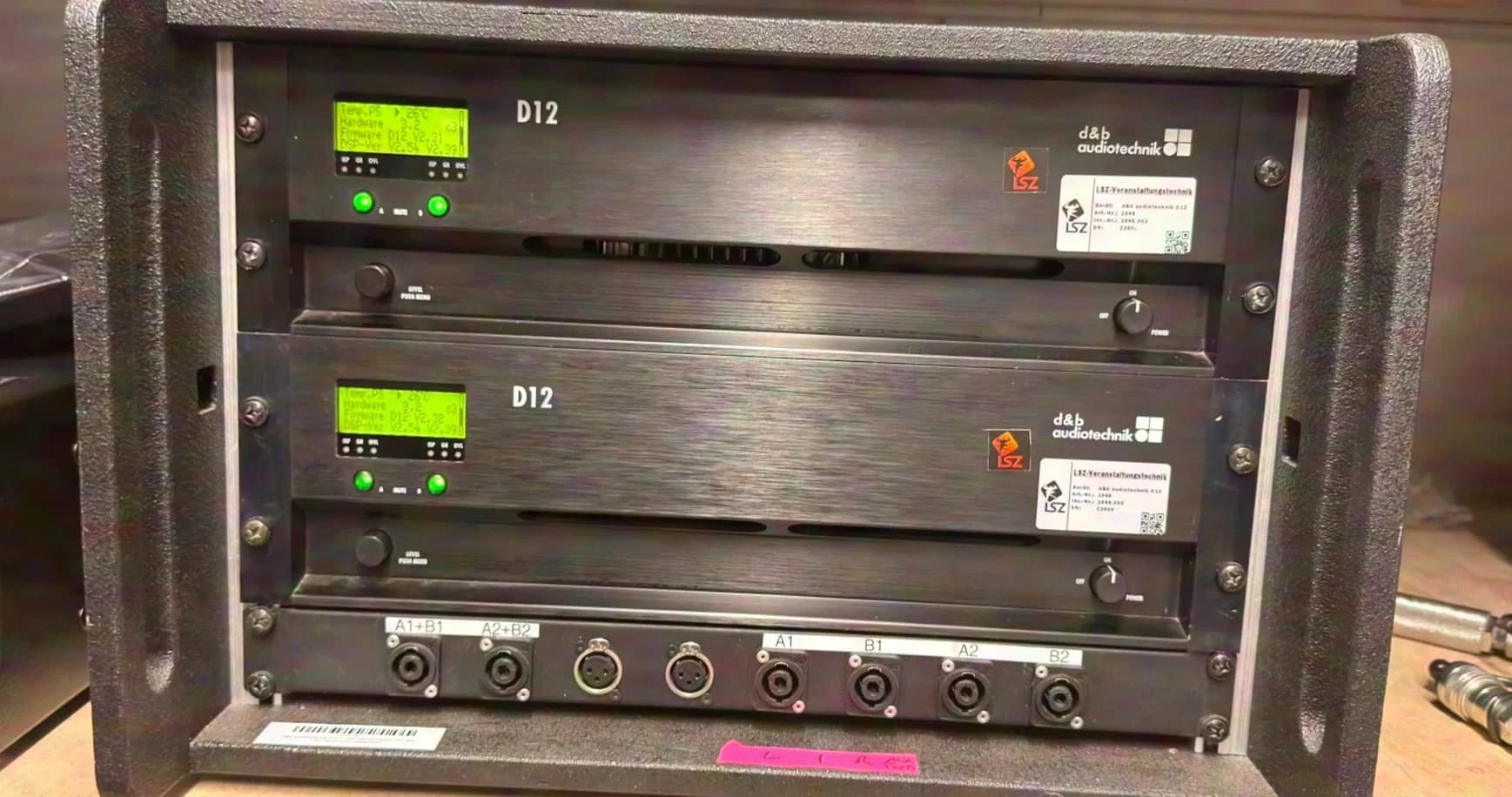 d&b audiotechnik D12 Set of 2 with Module Rack