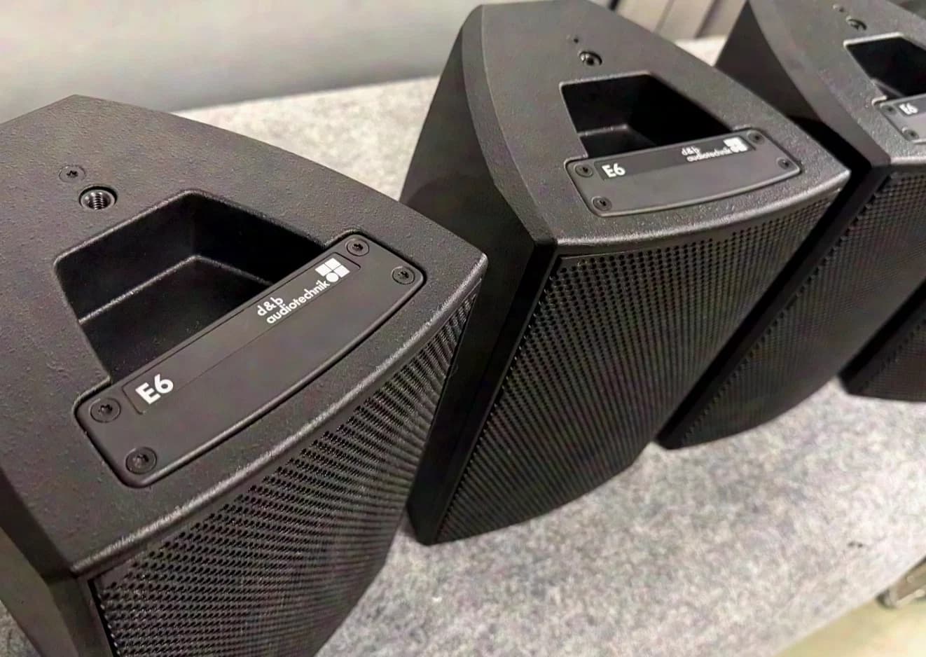 d&b audiotechnik E6 NLT4 in double case