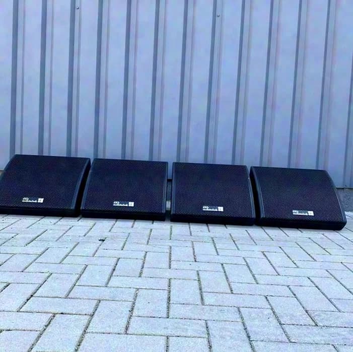 d&b audiotechnik M6 Stage Monitor (4 pieces) + D6 Amplifier