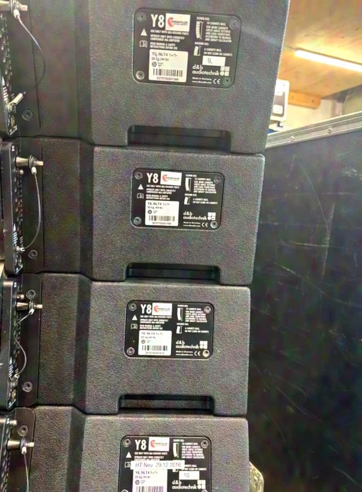 d&b audiotechnik Y Y8 Line Array Speaker