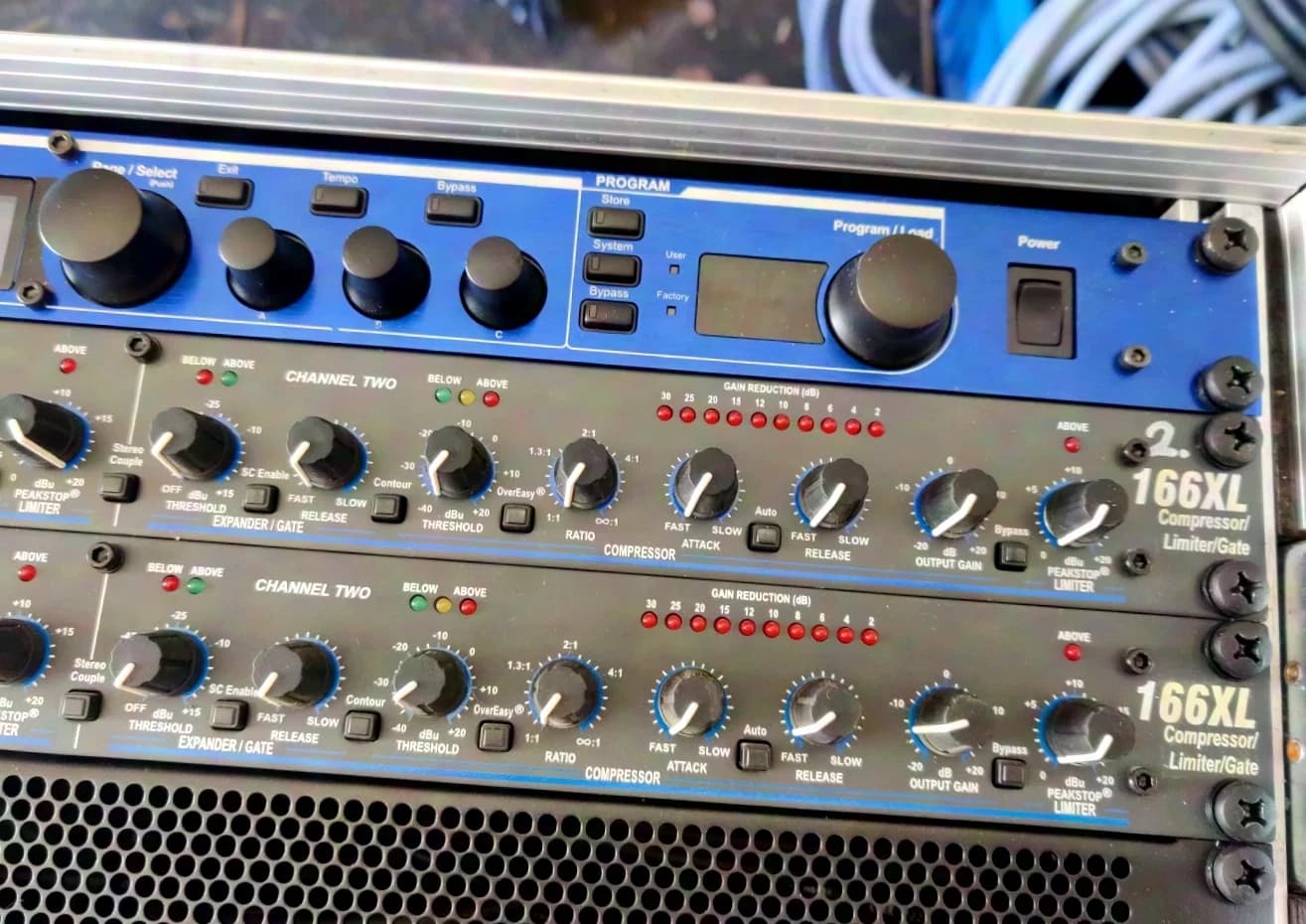 dbx 166XL Compressor / Limiter / Gate