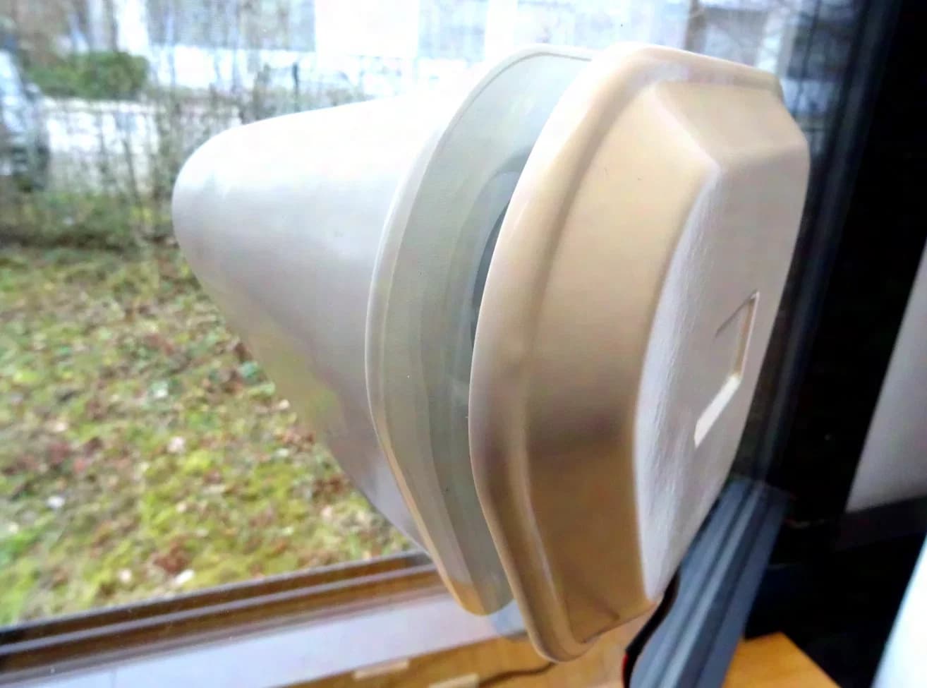 heddier SF-Mono shop window speaker through-glass speaker